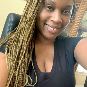 Meet your Posher, Kasaundra